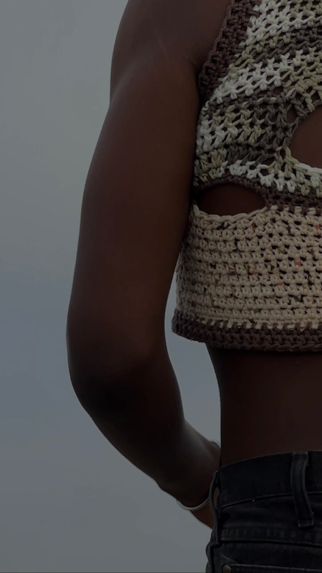 Caldera Crater Vest