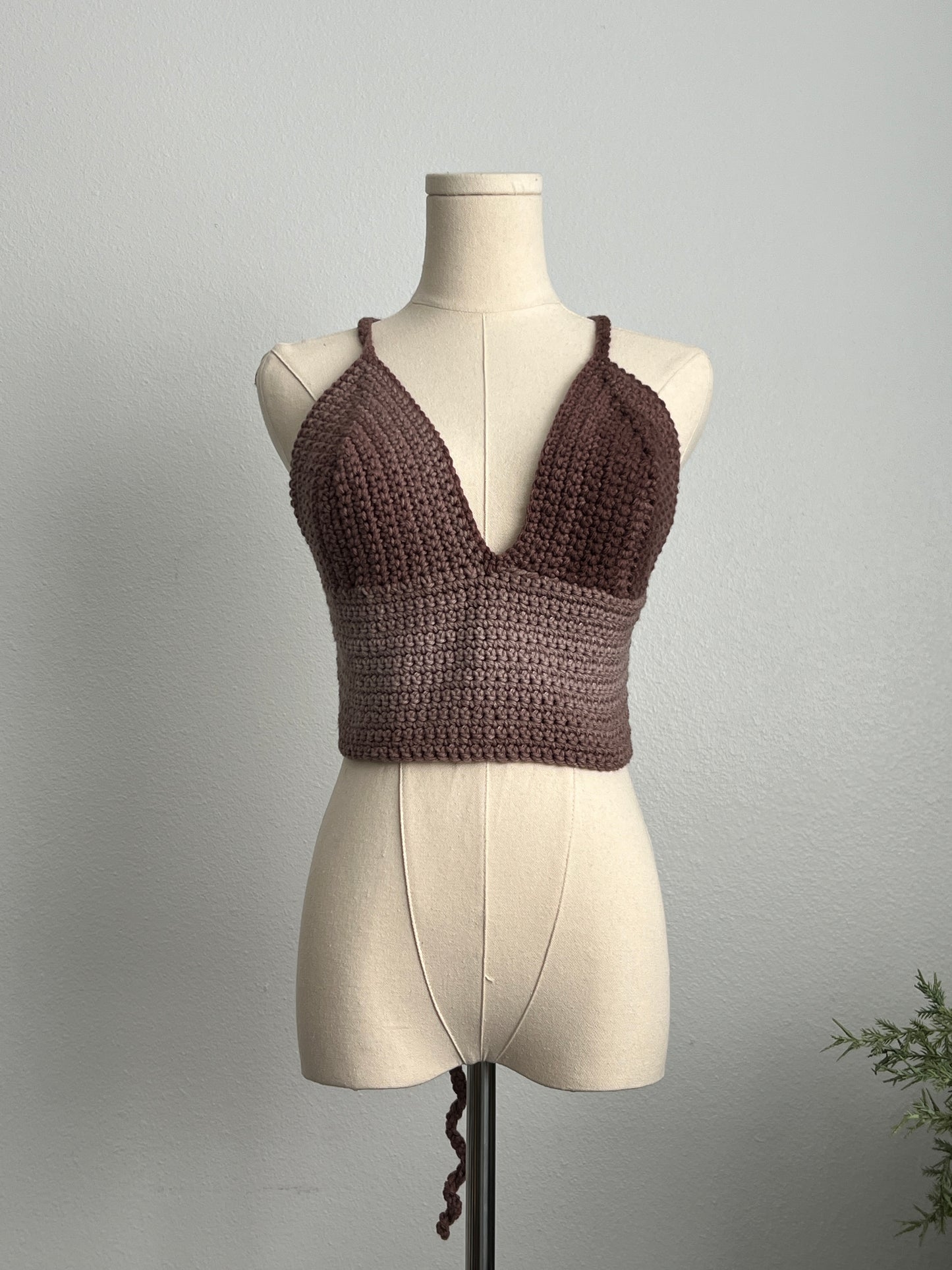 Red ombré crochet top