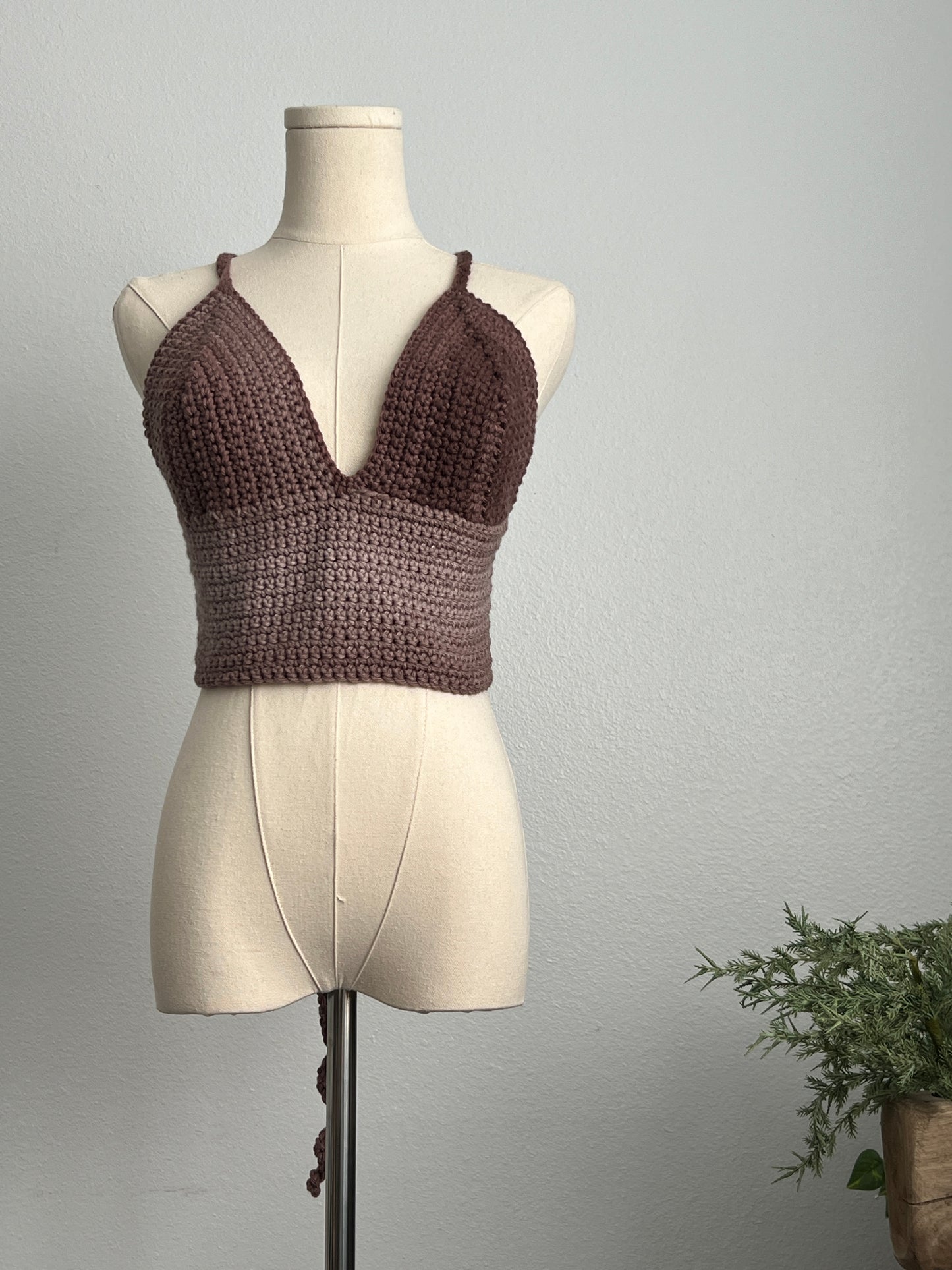 Red ombré crochet top