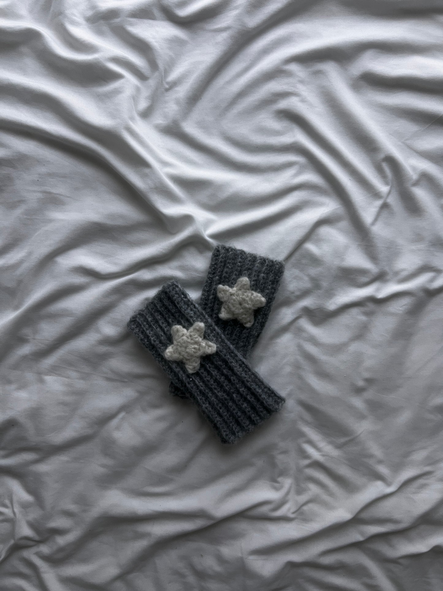 Star gloves
