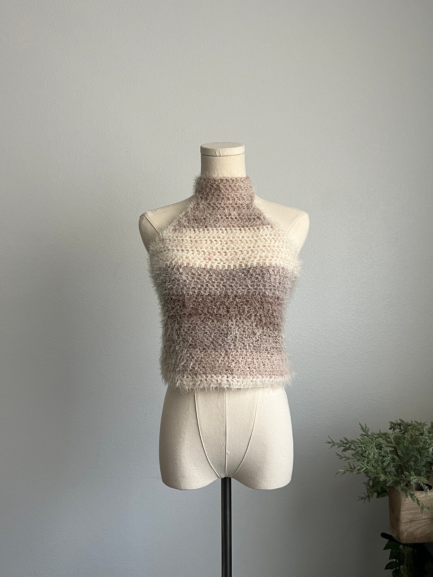 Latte cake halter